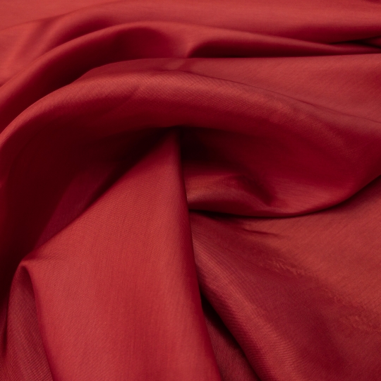 Подкладочная ткань спокойного красного цвета для костюмно-плательной группы 436223 Италия 480 рублей за метр