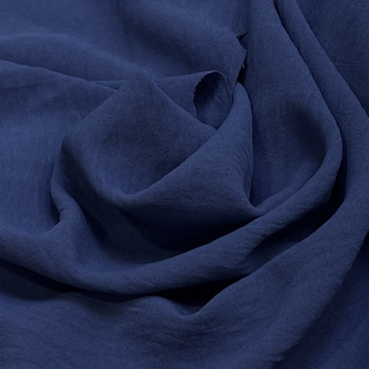 Плательная креповая цвета синей джинсы 408896 Китай 350 рублей за метр