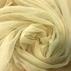 Клеевая ткань премиум сегмента, производство Kufner, тончайшая, 22 гр. Цвет телесный. Для самых деликатных полотен, включая тончайшие шелковые шифоны и вуали.