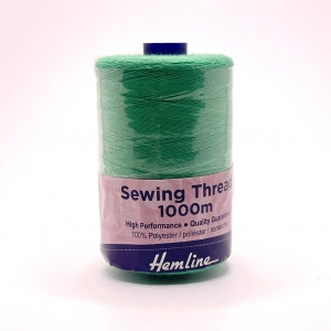Универсальная нить 40/2 для шитья нефритового цвета, намотка 1000м. Выполнена из высококачественного сырья, идеальная для пошива изделий на швейной машинке или оверлоке.